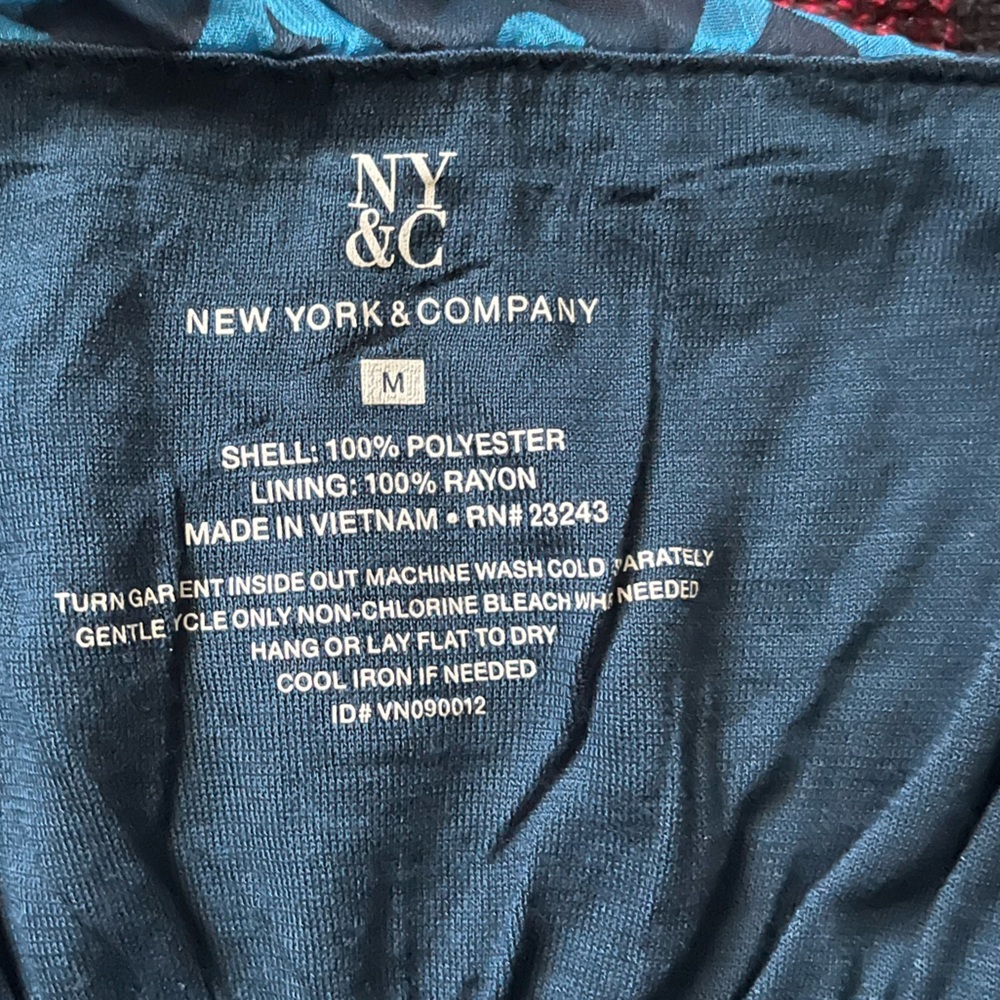 Top - Picture 3 of 4